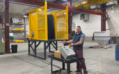 Dumper with a Fork Retaining System on a Stand